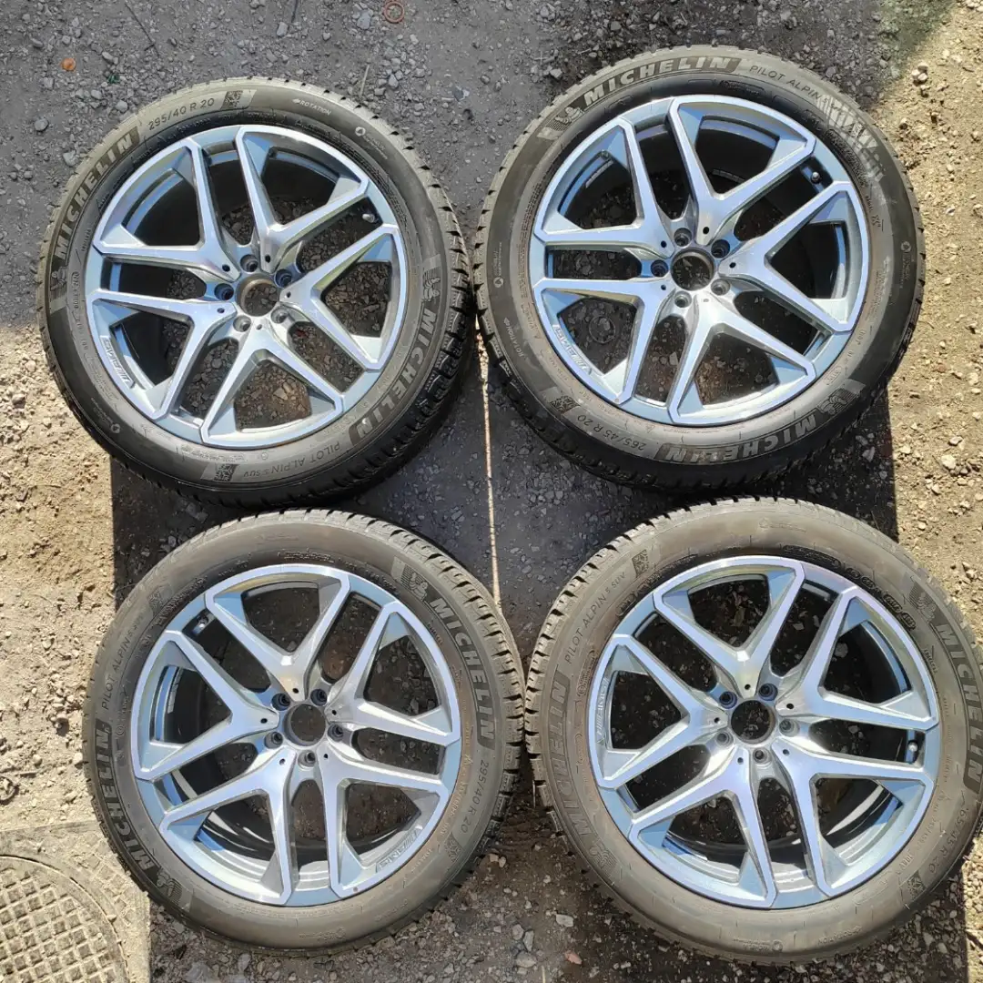 4 Roues complètes 20 pouces avec pneus Michelin hiver + jantes Mercedes AMG origine alu de 20 pouces 265/45R20 et 295/40R20 W213 W